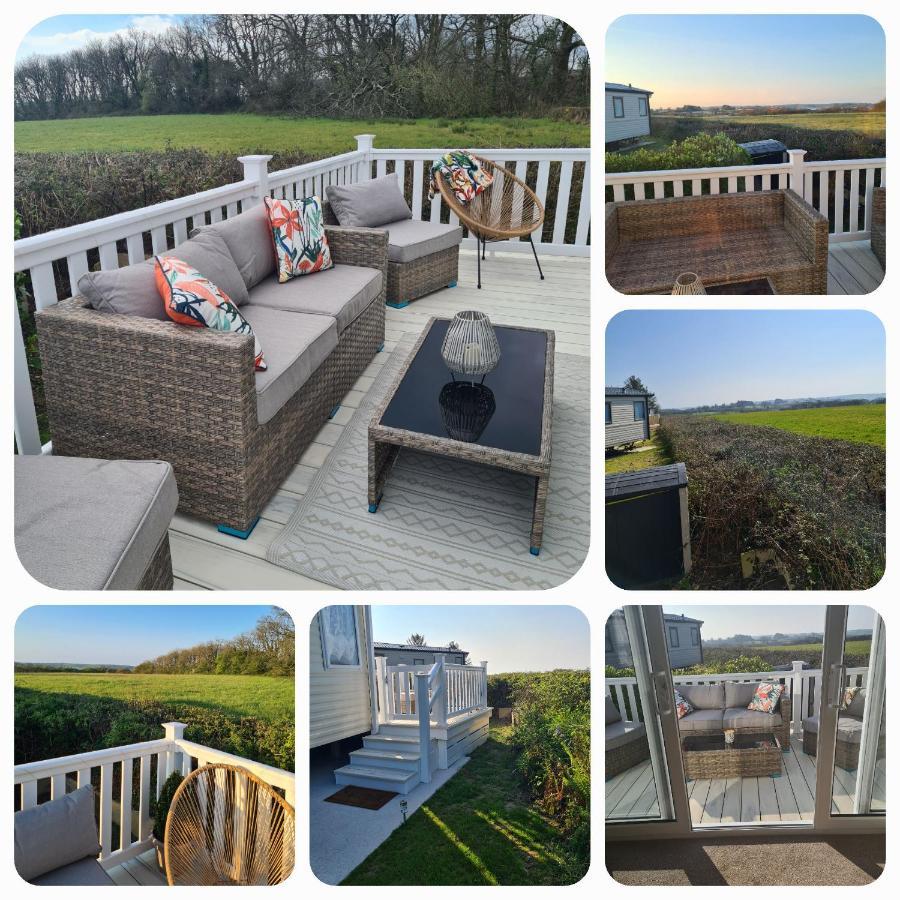 Beautiful 2 Bedroom Caravan, Holiday Park Tenby Saint Florence Eksteriør billede